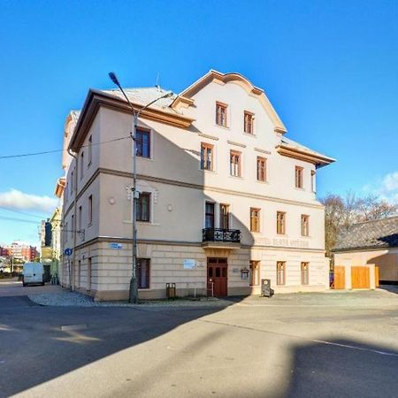 Hotel Hvezda Bruntál Exterior foto